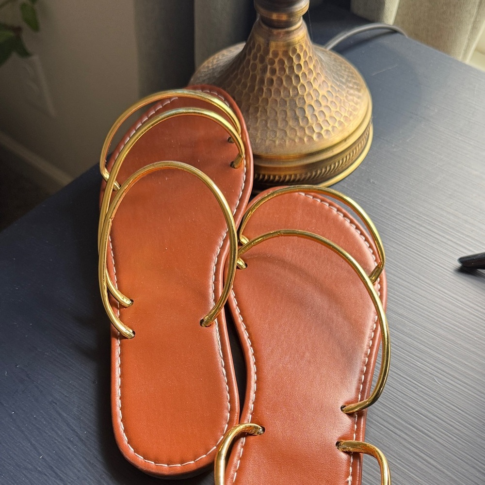 Elegant Gold and Tan Women's Sandals